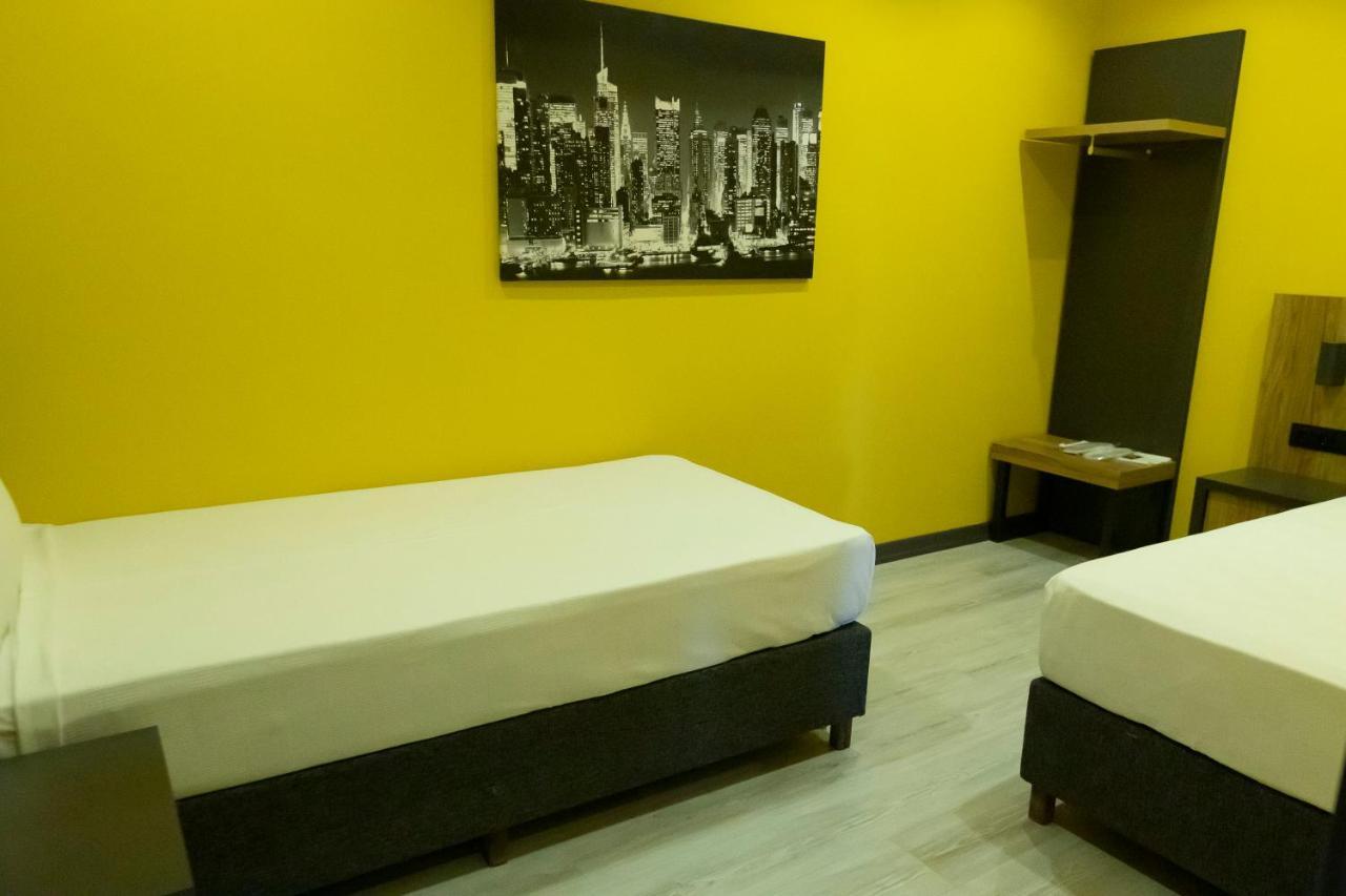 Roy Otel Akcay Εξωτερικό φωτογραφία